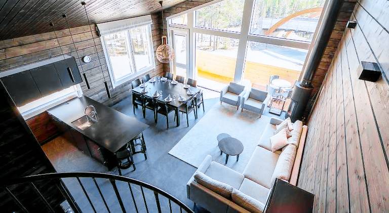 Serviced apartment with jacuzzi, patio & sauna — photo 3