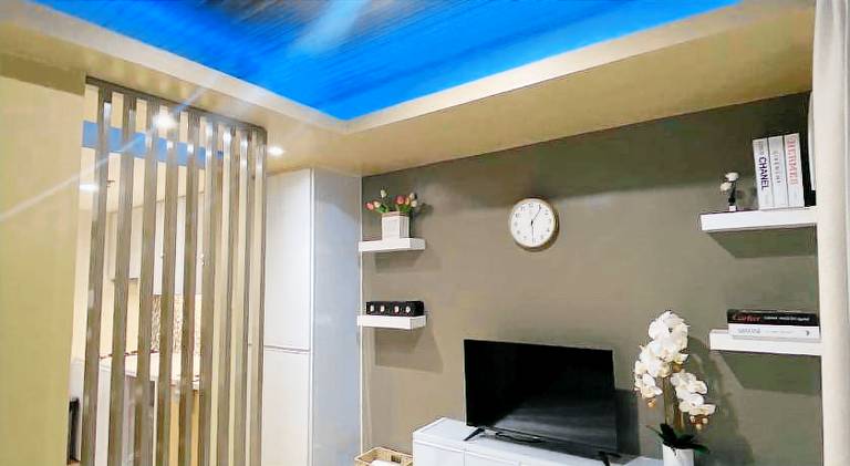 Serviced apartment with garden, patio & pool in Tagaytay