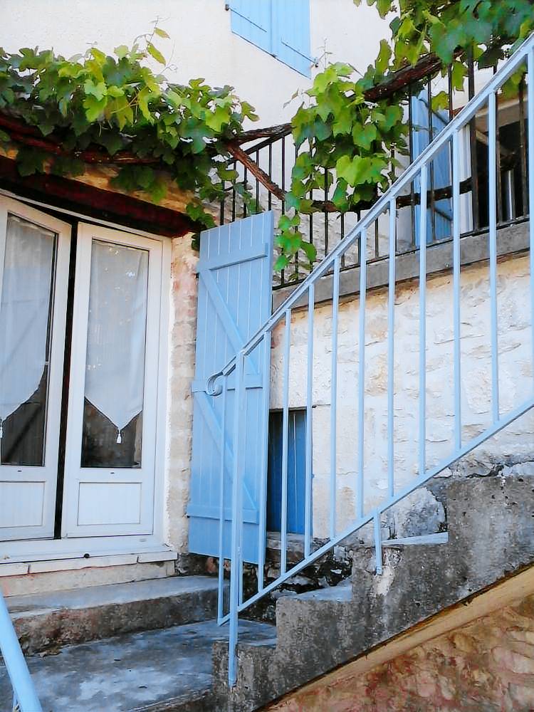 Gite with barbecue & terrace — photo 2