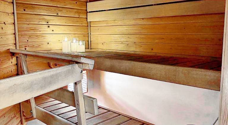 Holiday apartment with sauna | Near Arktikum Science Museum — photo 4