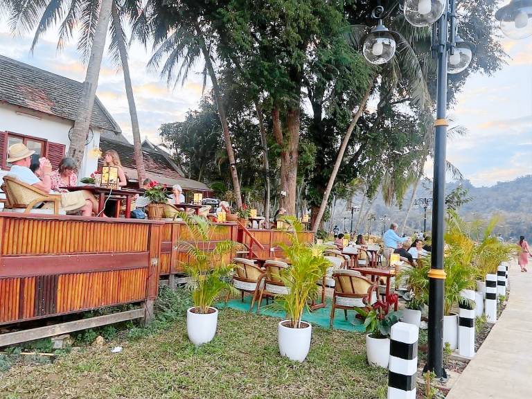 House | Next to Phou Si | Pets allowed — photo 4
