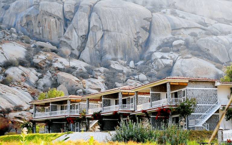 Resort  Jawai Bandh