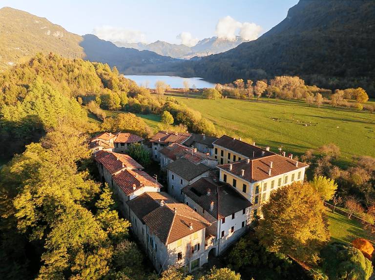 Ferienhaus mit Hund in Castello, Carlazzo für max. 4 Personen Ferienhaus mit Hund in Castello, Carlazzo für max. 4 Personen