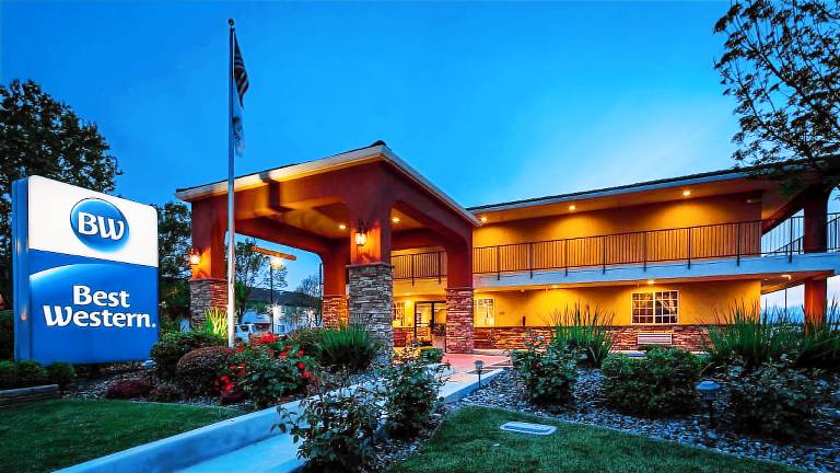 Best Western Willows Inn in Willows, CA