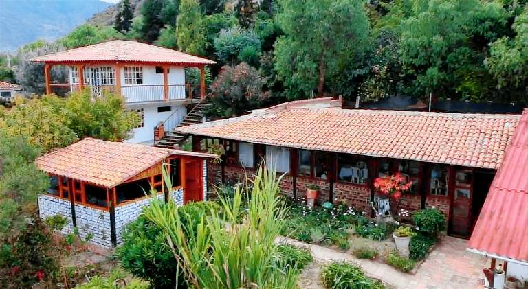 Villa with yard & jacuzzi — photo 5