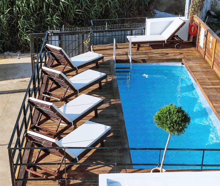 House with patio, pool & BBQ | Perfect for remote work in Heraklion