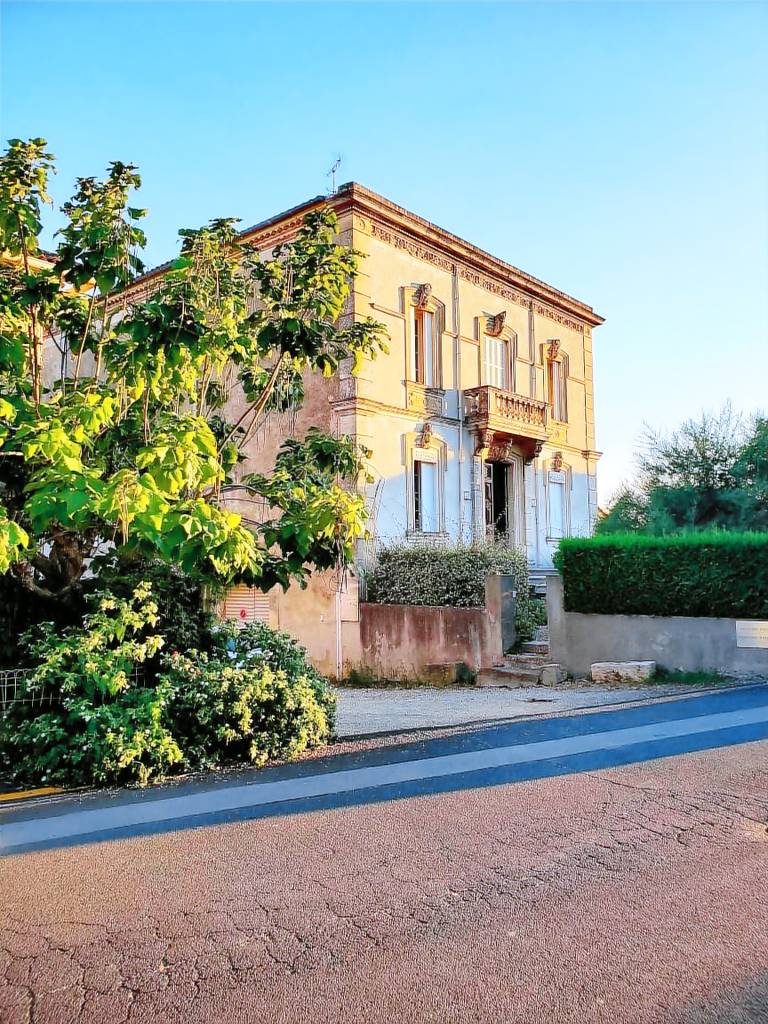 House  Mirepeisset