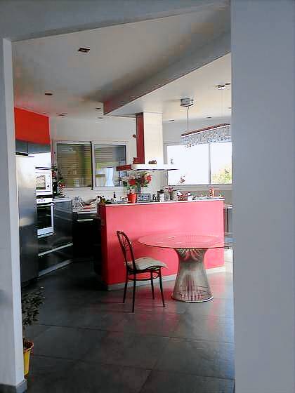 Villa with private pool, grill & yard | City view — photo 3