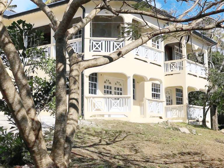 House  Vieux Fort