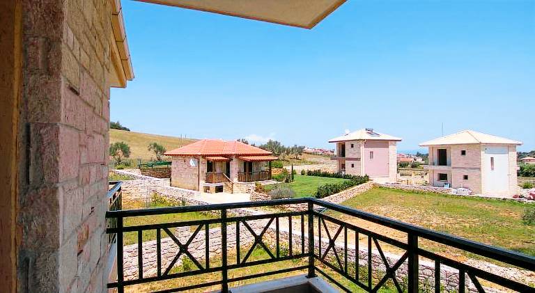 New build cozy maisonette in Nea Fokea, Chalkidiki - fevillas-com — photo 2