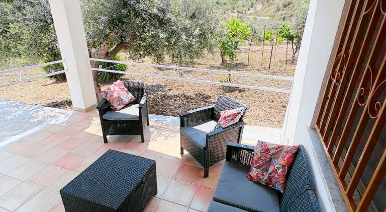 Villa with 2 rooms for 4 persons — photo 4