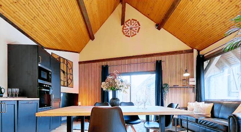 Vacation home with 5 rooms for 14 persons — photo 3