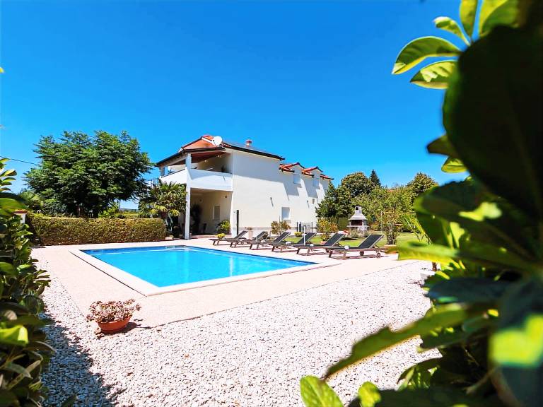 Ferienhaus in Donji Proložac, Gespanschaft Split-Dalmatien für max. 10 Personen Ferienhaus in Donji Proložac, Gespanschaft Split-Dalmatien für max. 10 Personen