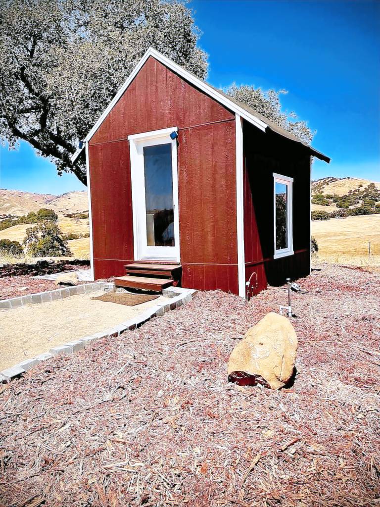 Cabin Pinnacles National Park