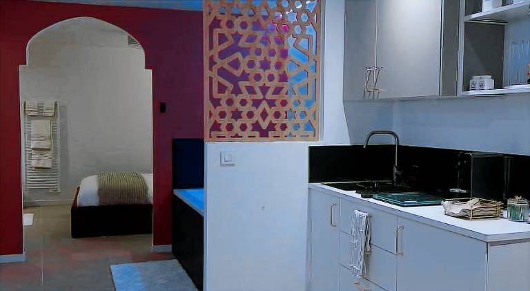 Apartment with jacuzzi — photo 3