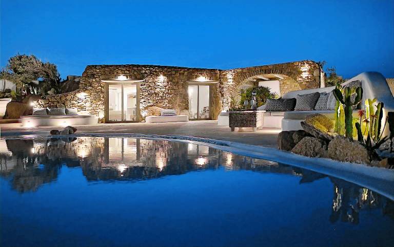 Ferienhaus in Platis Gialos, Ornos für max. 14 Personen Ferienhaus in Platis Gialos, Ornos für max. 14 Personen