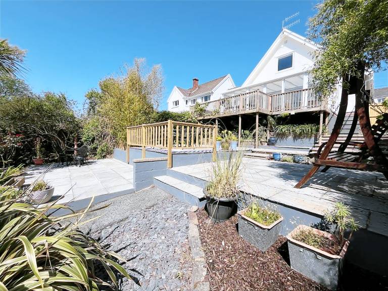 Family-oriented cottage with garden | Beach view | Beach nearby | Pet-friendly — photo 3