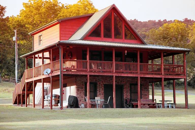 Cabin Allisonia