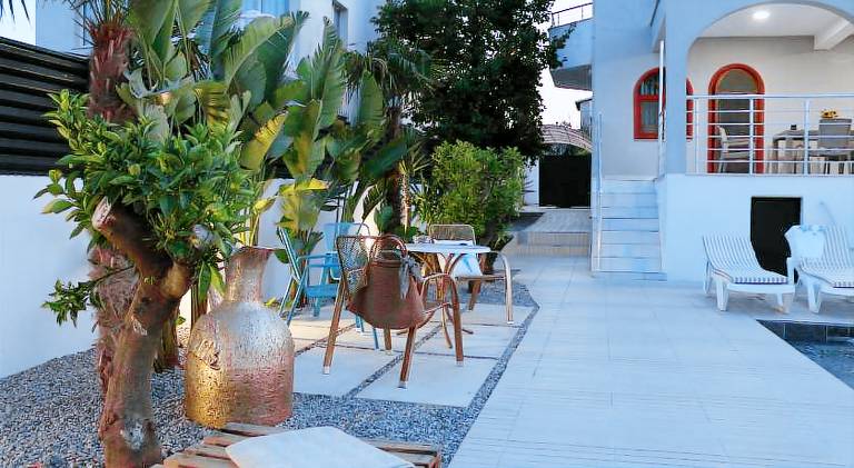 Ample apartment with pool | Pets are welcome — photo 4