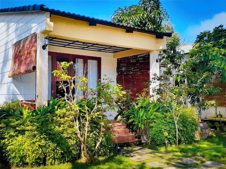 Bungalow with garden in Phu Quoc