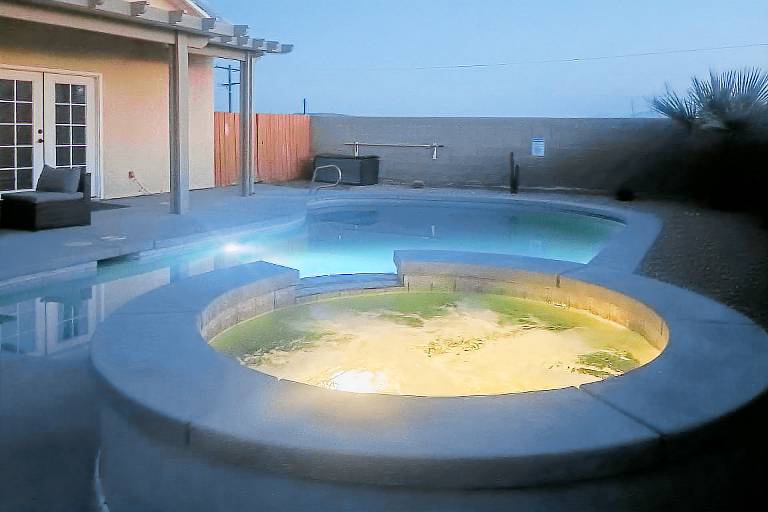Saltwater Pool & BBQ: Spacious Desert Gem! — photo 3