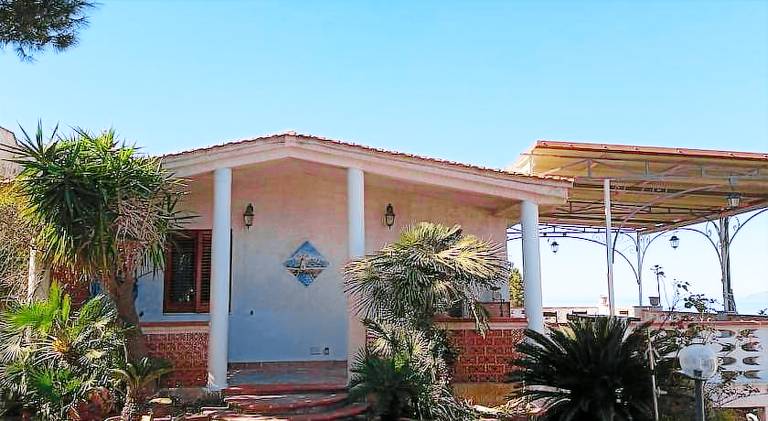Lovely vacation home | Pets allowed in Erice