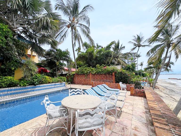 House La Cruz de Huanacaxtle