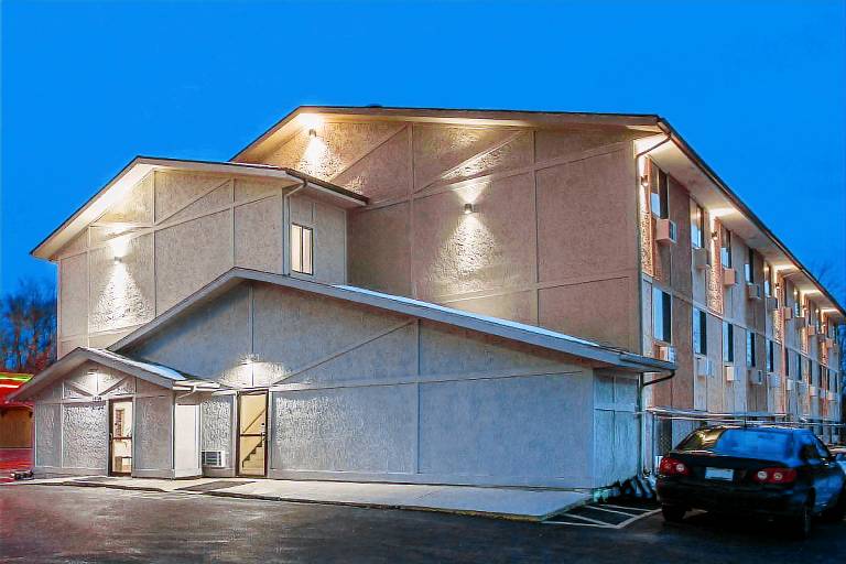 Super 8 By Wyndham Dubuque/Galena Area in Dubuque, IA