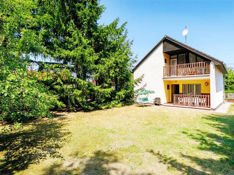 House Balatonmáriafürdő