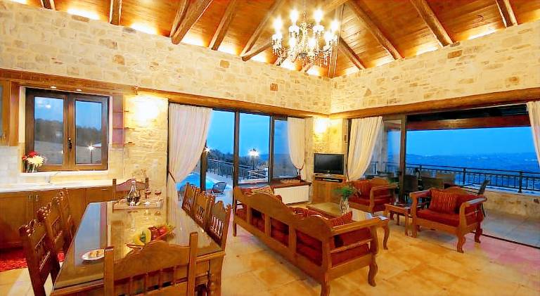 Big vacation home with BBQ, garden & hot tub | Suitable for remote work | Pets allowed — photo 5