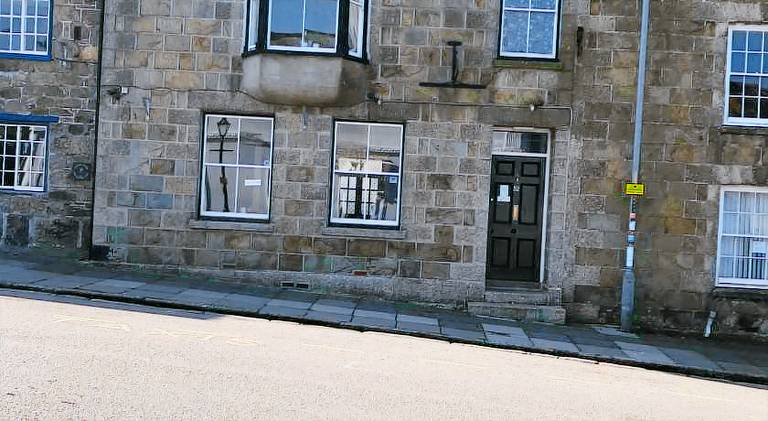 No 52 bed and breakfast in Helston