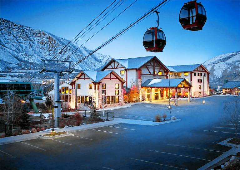 Hotel Glenwood Springs in Glenwood Springs, CO