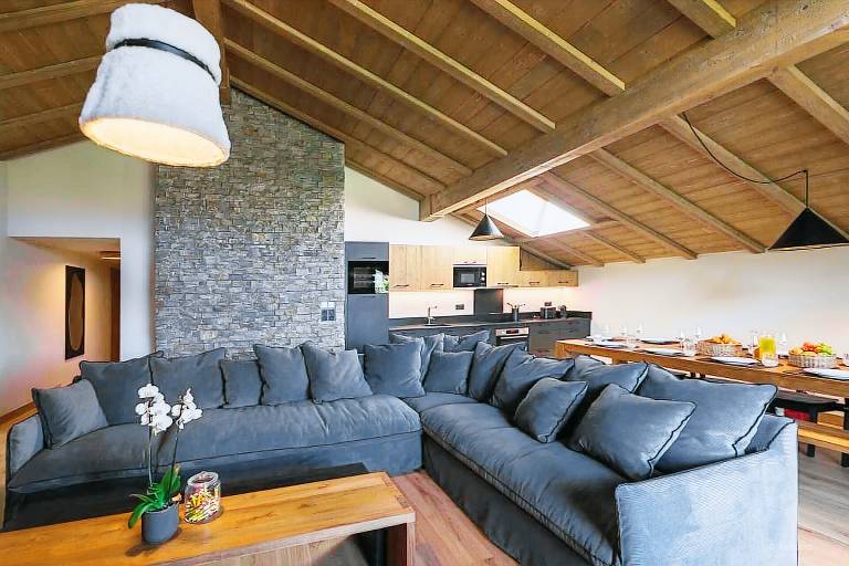 Rental apartment with patio, sauna & jacuzzi | Mountain view in Combloux