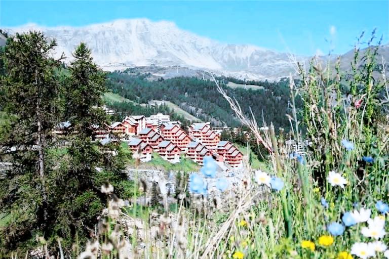 Wonderful rental apartment with pool | Next to the ski | Pets are welcome — photo 2