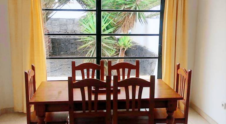 Beautiful villa with terrace, grill & private pool | Perfect for remote work | Pets allowed — photo 4