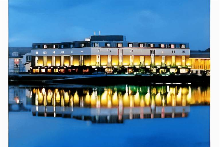 Waterford Marina Hotel