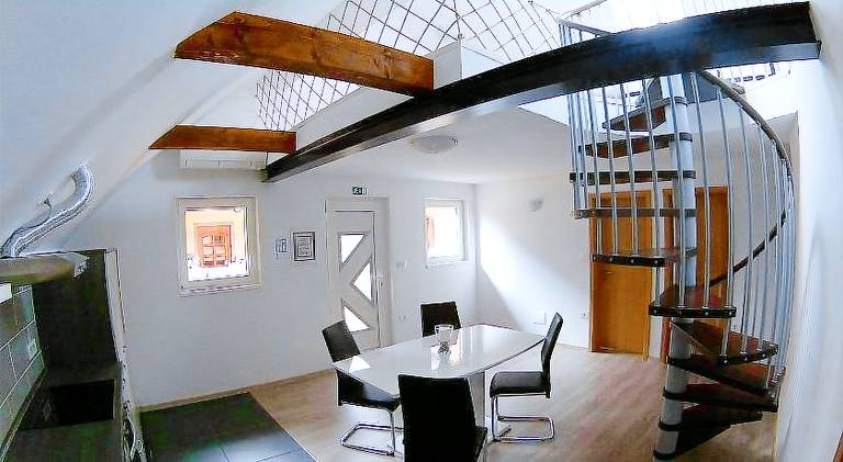 Apartma Kred