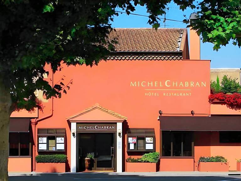 Hotel & Restaurants - Maison Chabran in Tournon-sur-Rhone