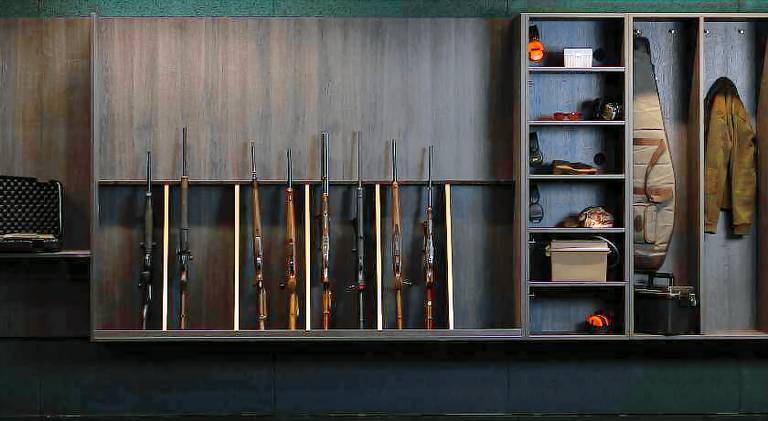 TARGET WORLD Hunter s Lodge