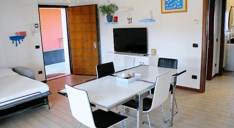 Rental apartment with pool — photo 3