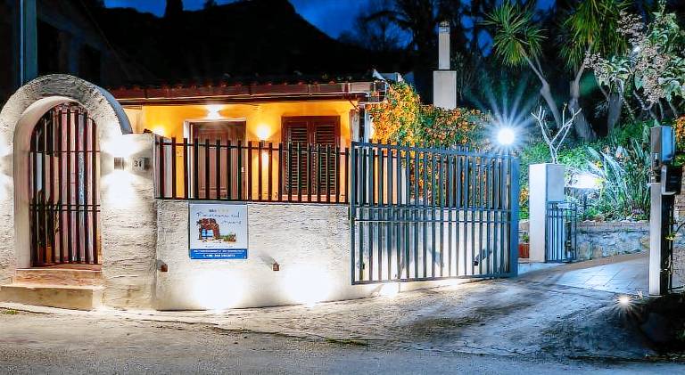 B&B Med - Finestra sul Mare in Taormina
