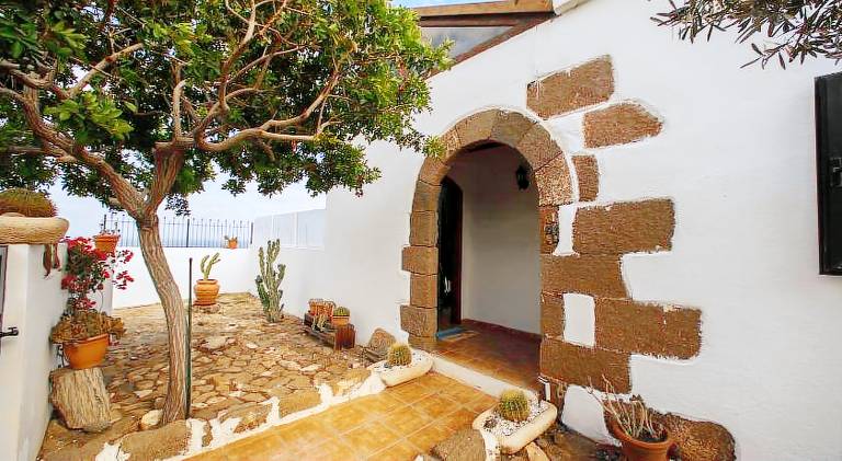 Charming vacation home | Pets are welcome — photo 3
