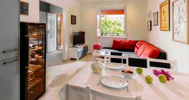 Apartment with 2 rooms for 4 persons — photo 2