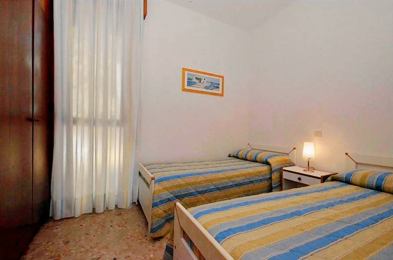 Family-oriented pleasant villa with yard & barbecue | Nature view | Next to the beach | Dogs allowed — photo 5