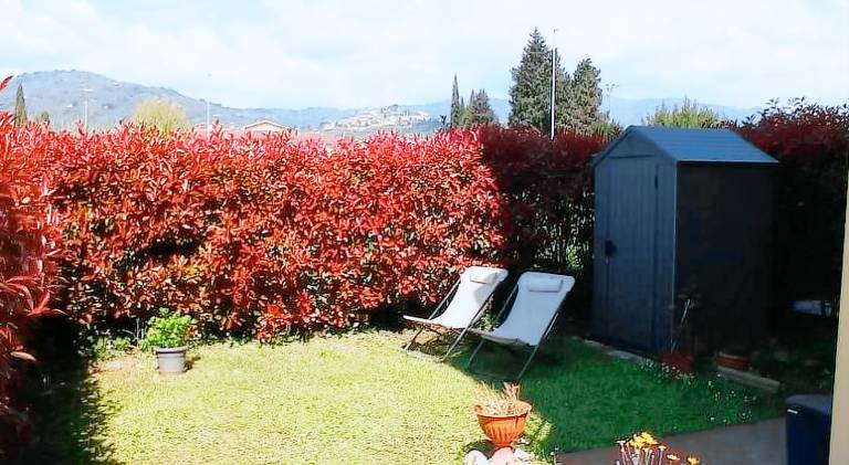Rental apartment with 1 room for 3 persons in Buggiano