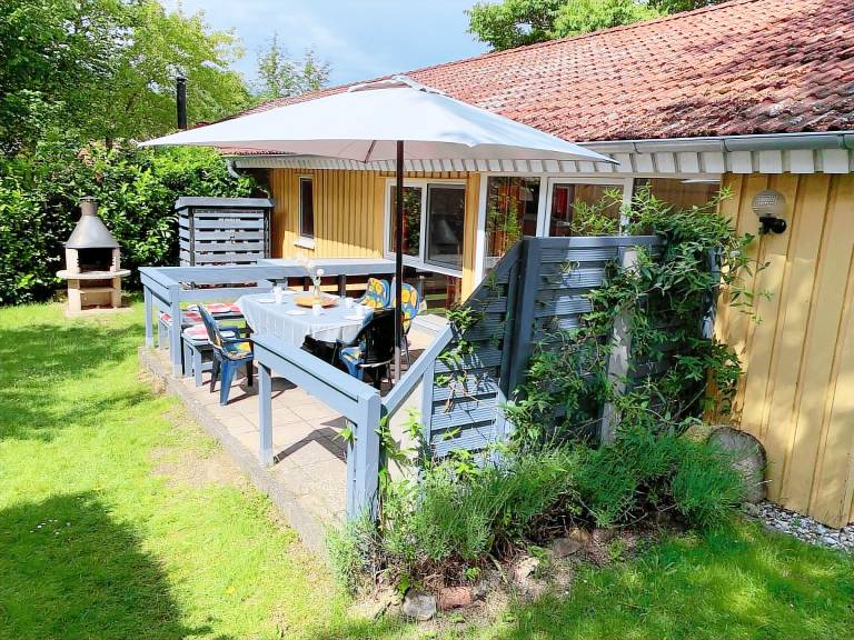 Kormoran 12 - Ferienhaus auf einer Ebene im skandinavischen Stil in Mirow