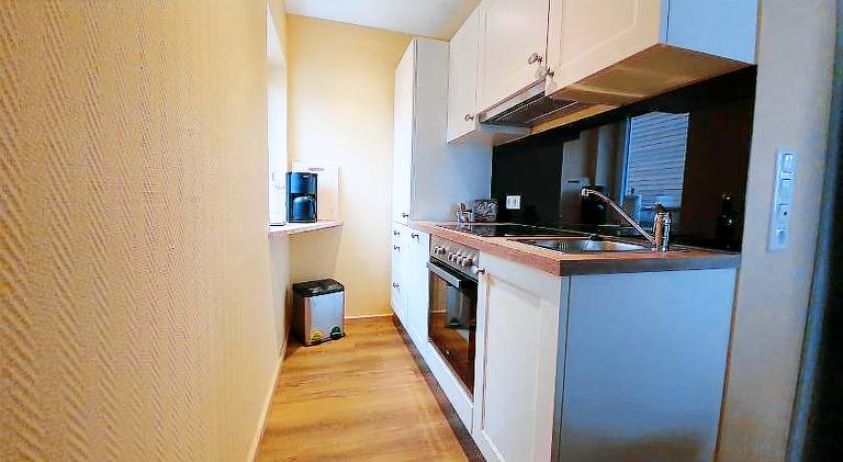 Vacation home with yard, BBQ & terrace | Suitable for remote work | Pets are welcome — photo 3