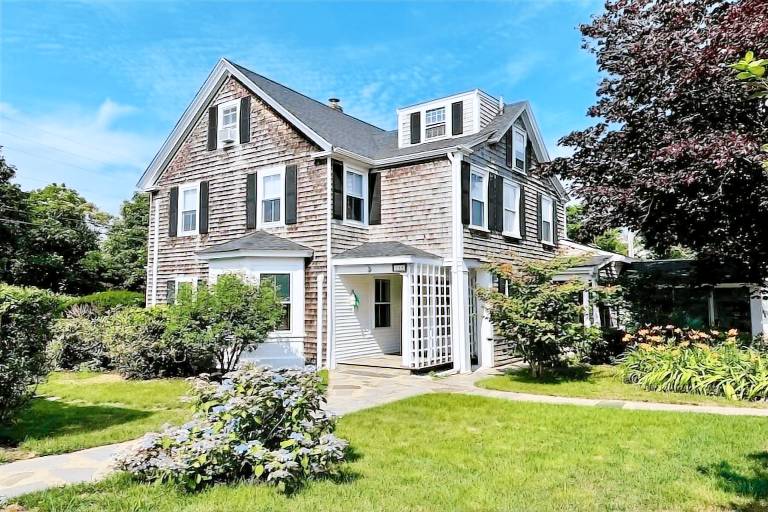 House Hyannis Port
