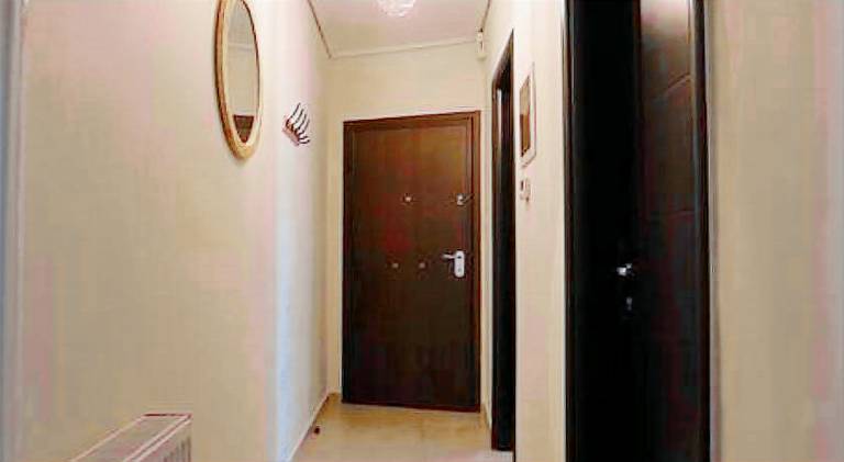 Apartment with terrace — photo 5