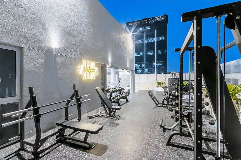 Dazzler by Wyndham Lima San Isidro — photo 4